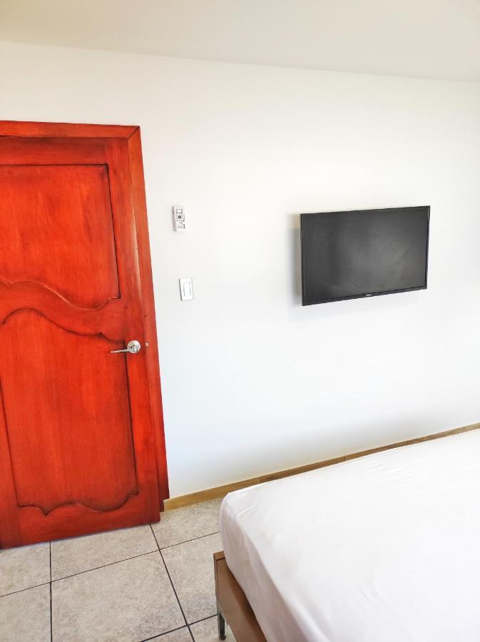 Pacific Suites Guayaquil Airport Exterior photo